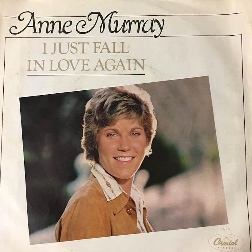 	I Just Fall in Love Again - Anne Murray	